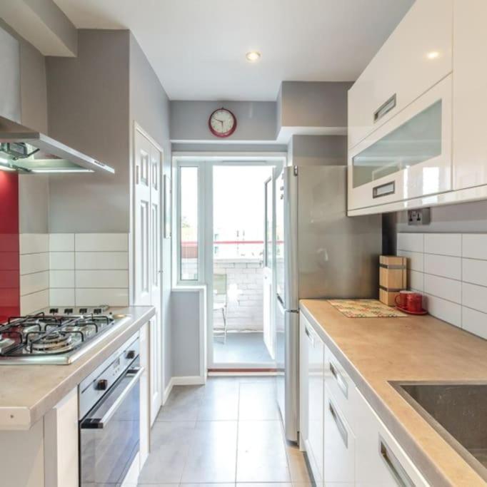 Top Floor 1 Bedroom Apartment With Views Over London Ngoại thất bức ảnh